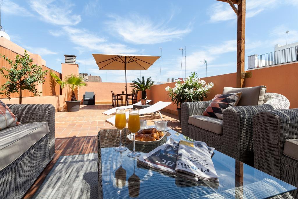 Luxury Rooftop - Space Maison Apartments Севилья Экстерьер фото